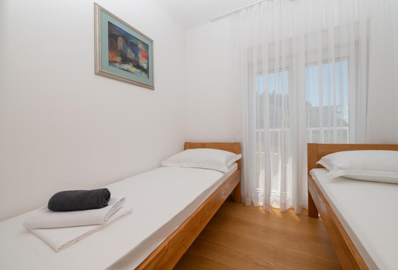 Apartment Daniel Макарска Экстерьер фото